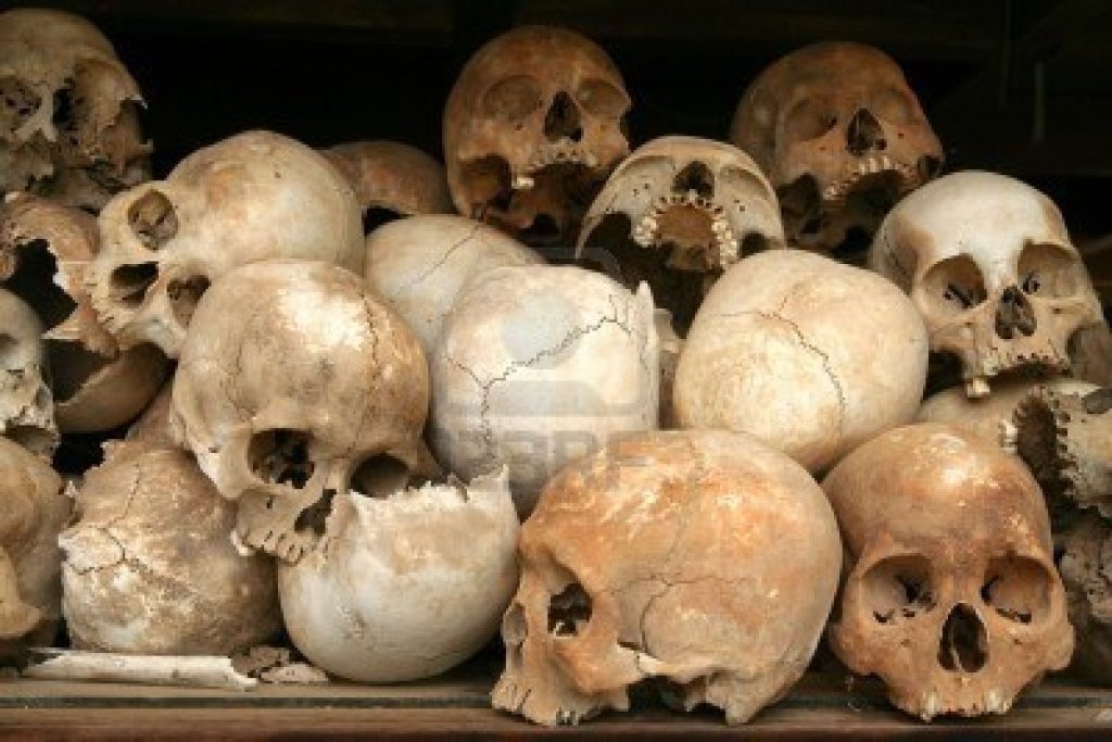 5079334-skulls-at-the-genocide-museum-in-the-killing-fields-in-cambodia